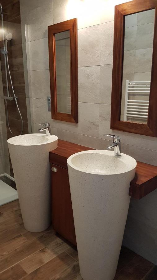 Les Cuves - Saintes Bed & Breakfast Chaniers Luaran gambar