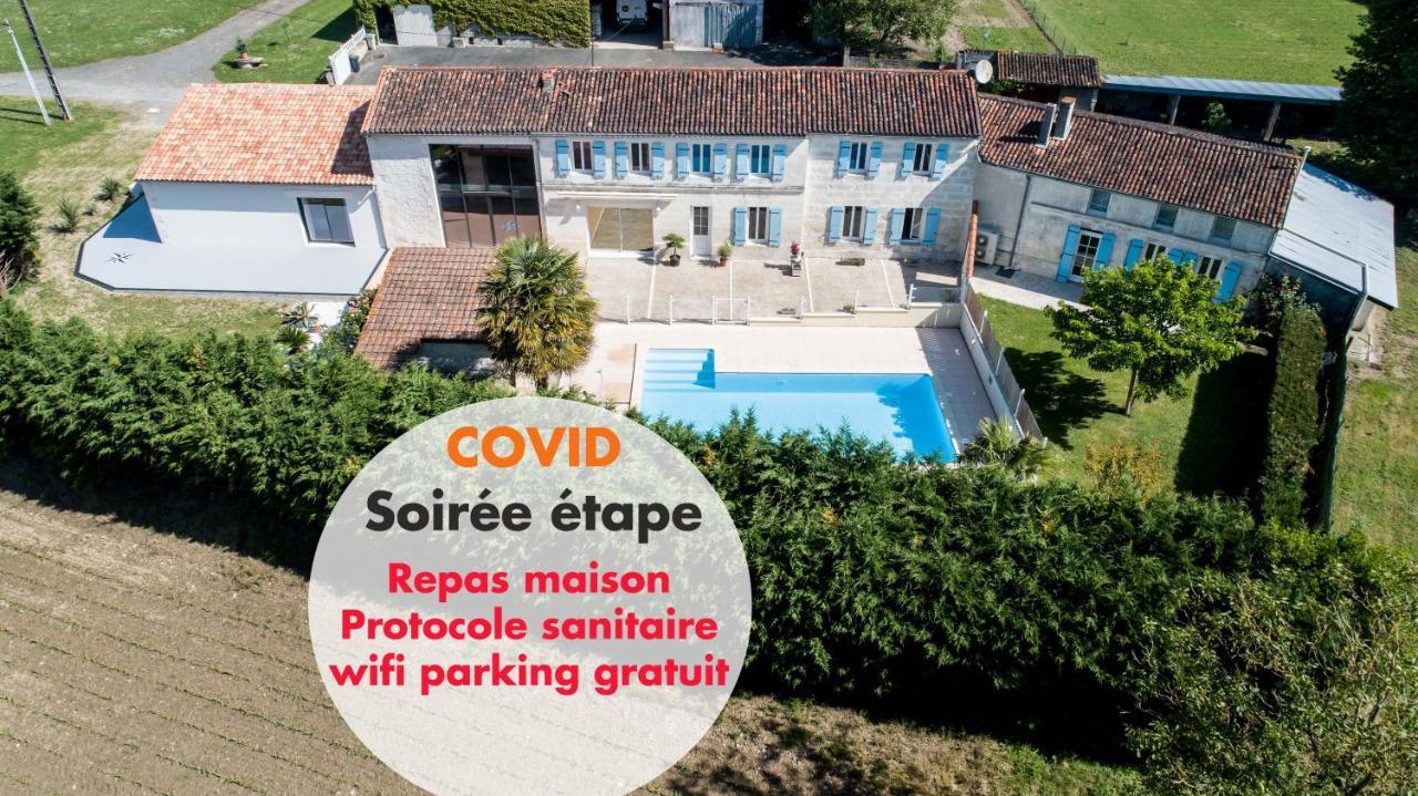 Les Cuves - Saintes Bed & Breakfast Chaniers Luaran gambar