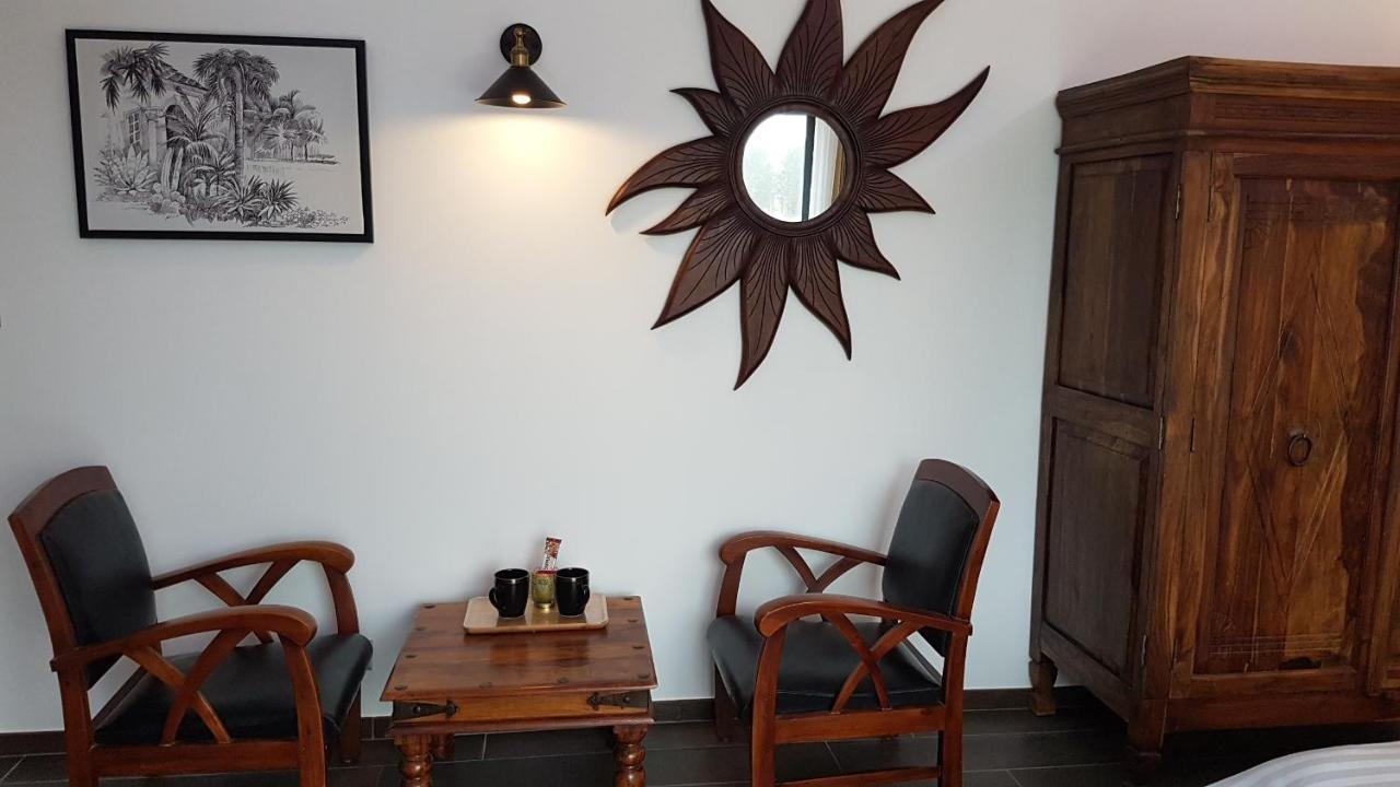 Les Cuves - Saintes Bed & Breakfast Chaniers Luaran gambar