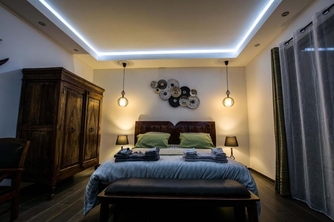 Les Cuves - Saintes Bed & Breakfast Chaniers Luaran gambar