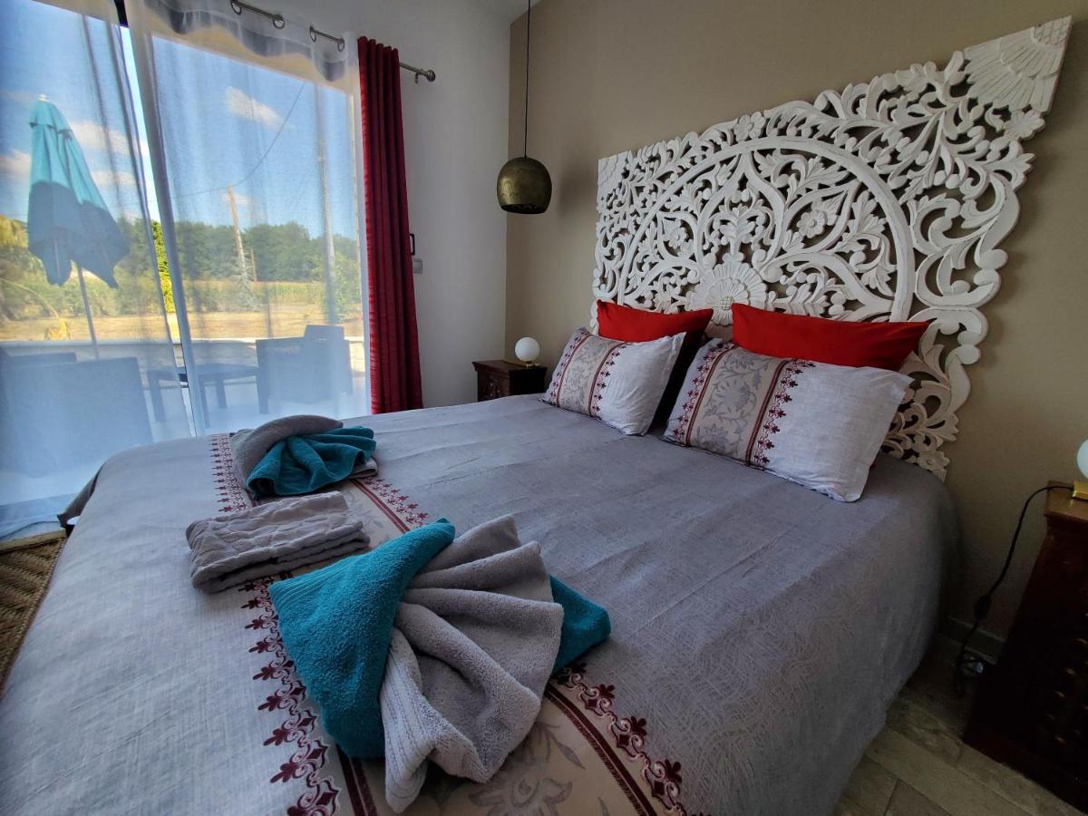 Les Cuves - Saintes Bed & Breakfast Chaniers Luaran gambar