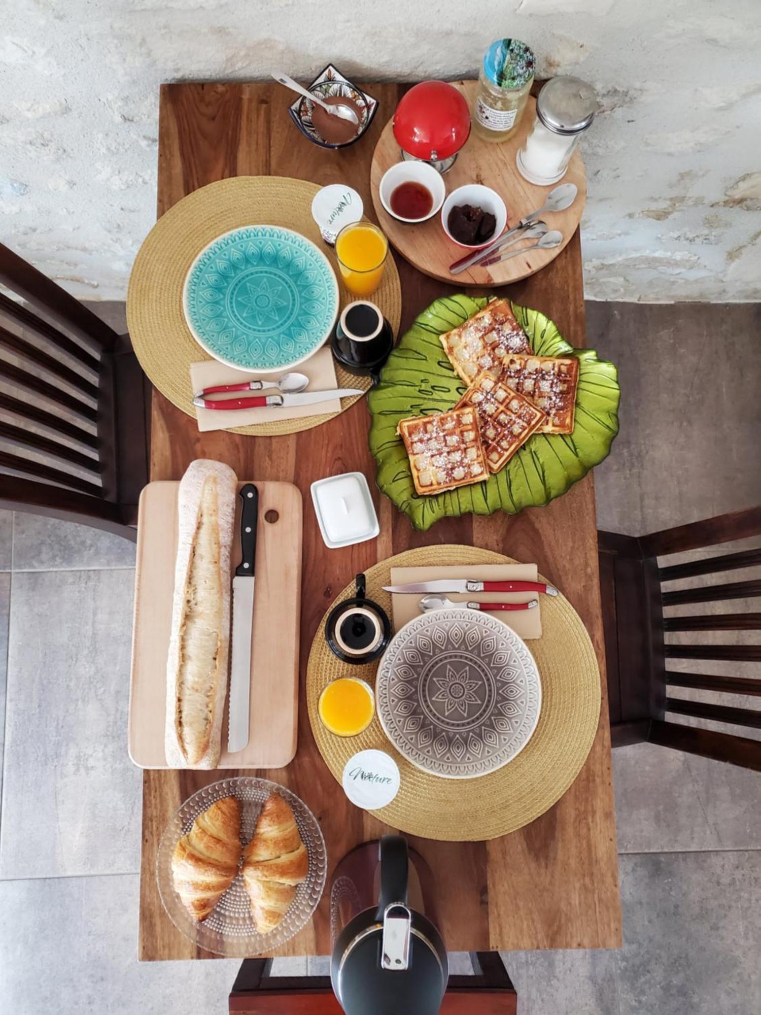 Les Cuves - Saintes Bed & Breakfast Chaniers Luaran gambar